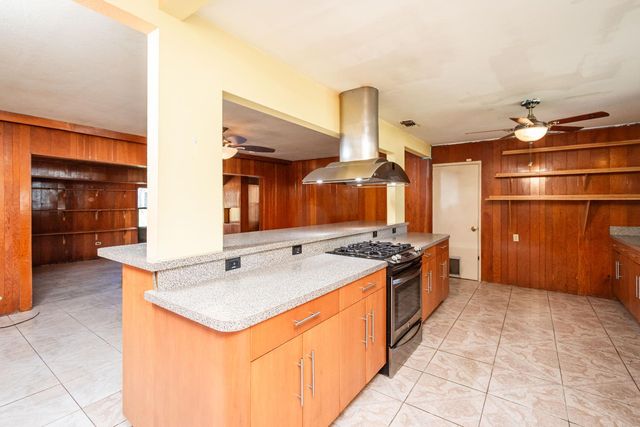 7136 Calvin Dr, Citrus Heights, CA 95621