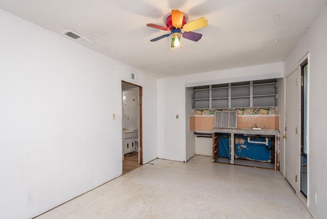7136 Calvin Dr, Citrus Heights, CA 95621
