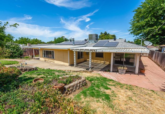7136 Calvin Dr, Citrus Heights, CA 95621