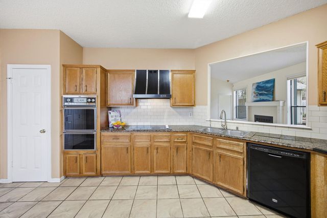 11810 Bittern Hollow LN, Austin, TX 78758