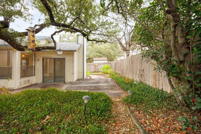 11810 Bittern Hollow LN, Austin, TX 78758
