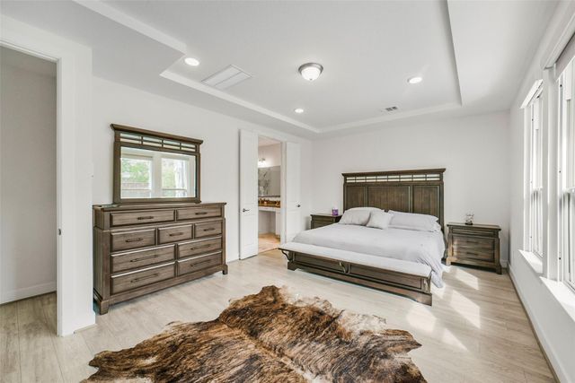 147 Renodes Garden Lane, Tomball, TX 77375