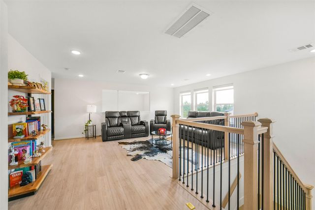 147 Renodes Garden Lane, Tomball, TX 77375