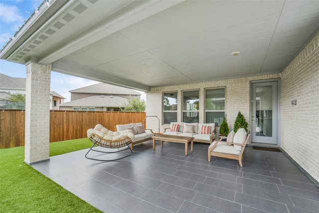 147 Renodes Garden Lane, Tomball, TX 77375