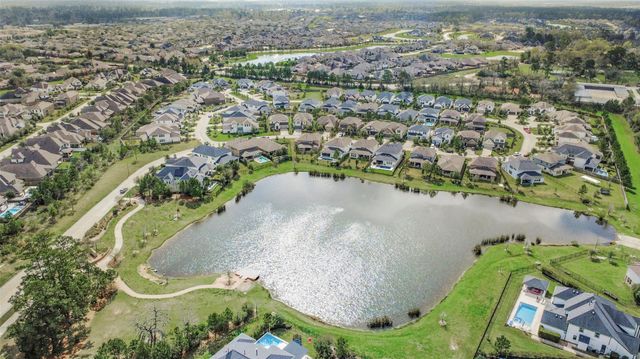 147 Renodes Garden Lane, Tomball, TX 77375