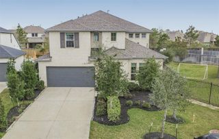 147 Renodes Garden Lane, Tomball, TX 77375