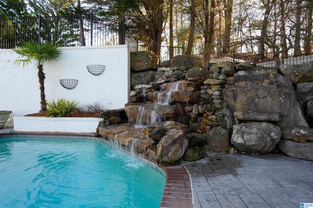 4506 HIGH COURT CIRCLE, Hoover, AL 35242