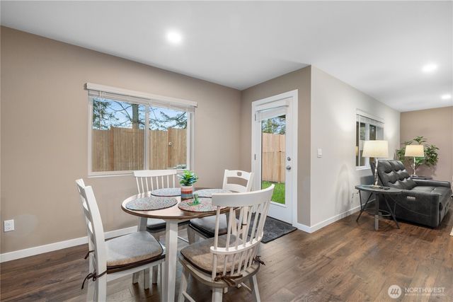 9592 7th Avenue SE, Everett, WA 98208