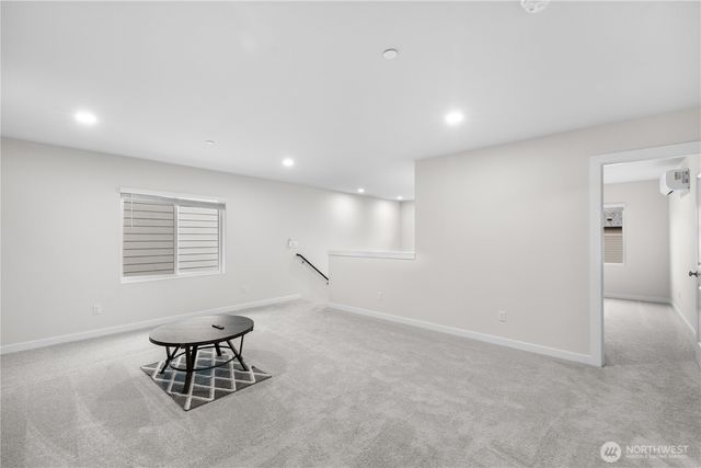 9592 7th Avenue SE, Everett, WA 98208