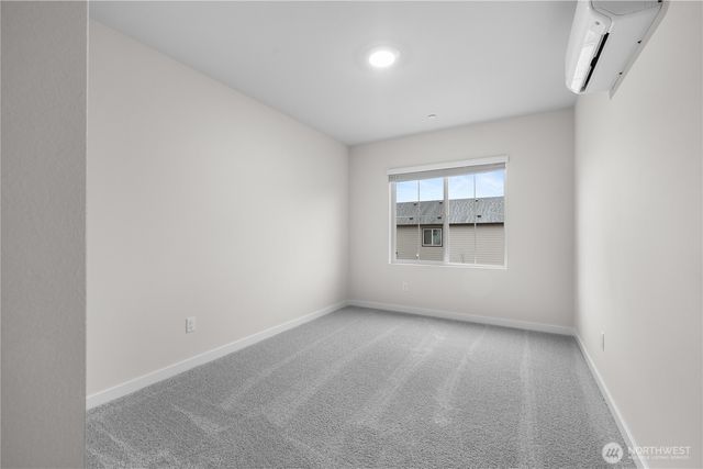 9592 7th Avenue SE, Everett, WA 98208