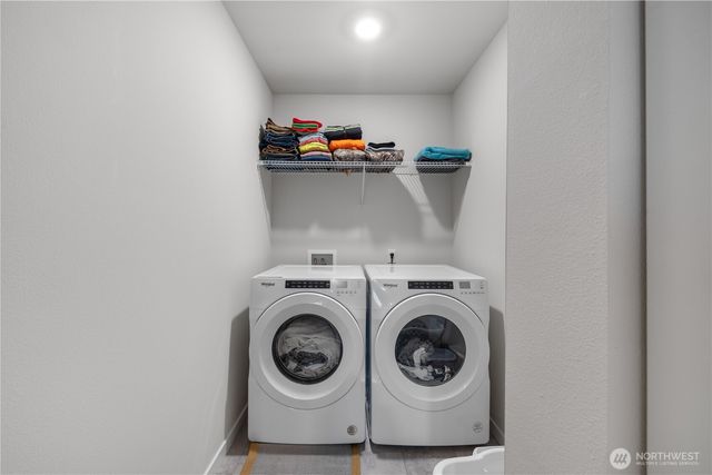 9592 7th Avenue SE, Everett, WA 98208