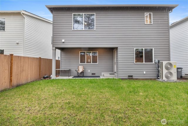 9592 7th Avenue SE, Everett, WA 98208