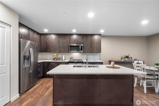 9592 7th Avenue SE, Everett, WA 98208