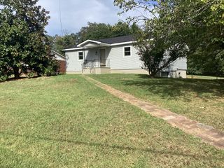 383 Hidden Valley Cir, Mcminnville, TN 37110