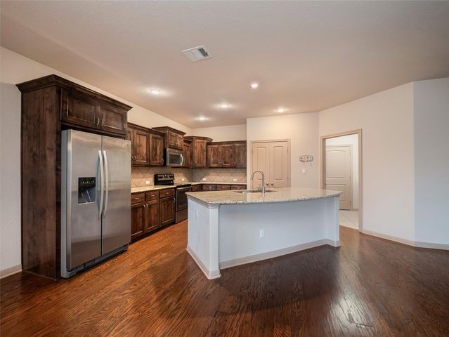 621 Algerita DR, Georgetown, TX 78628