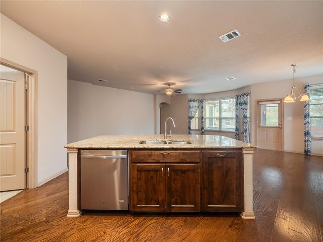 621 Algerita DR, Georgetown, TX 78628