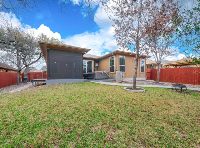 621 Algerita DR, Georgetown, TX 78628