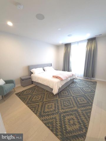 43433 WILCOX TER, Ashburn, VA 20148