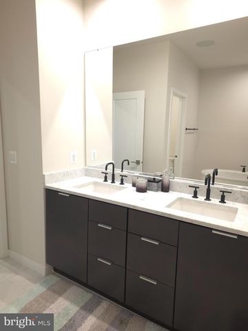 43433 WILCOX TER, Ashburn, VA 20148