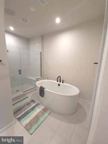 43433 WILCOX TER, Ashburn, VA 20148