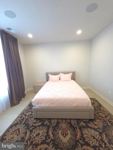 43433 WILCOX TER, Ashburn, VA 20148