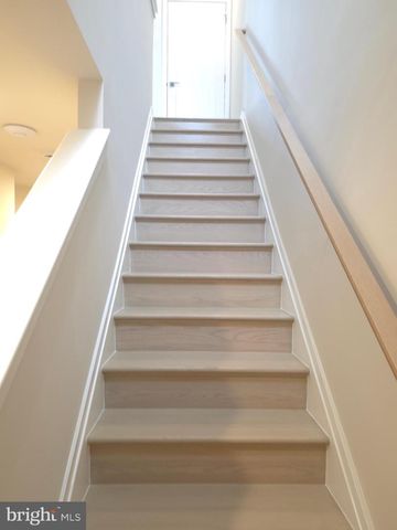 43433 WILCOX TER, Ashburn, VA 20148