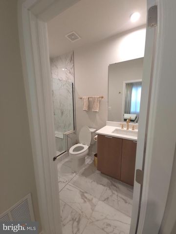 43433 WILCOX TER, Ashburn, VA 20148