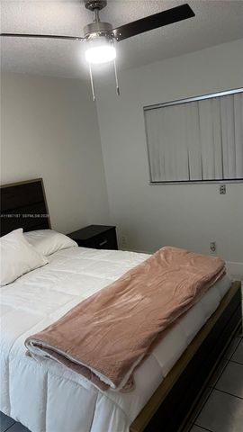 5300 Washington Street K223, Hollywood, FL 33021