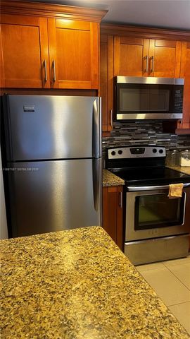 5300 Washington Street K223, Hollywood, FL 33021