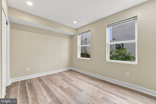 2057 N 9TH ST, Philadelphia, PA 19122