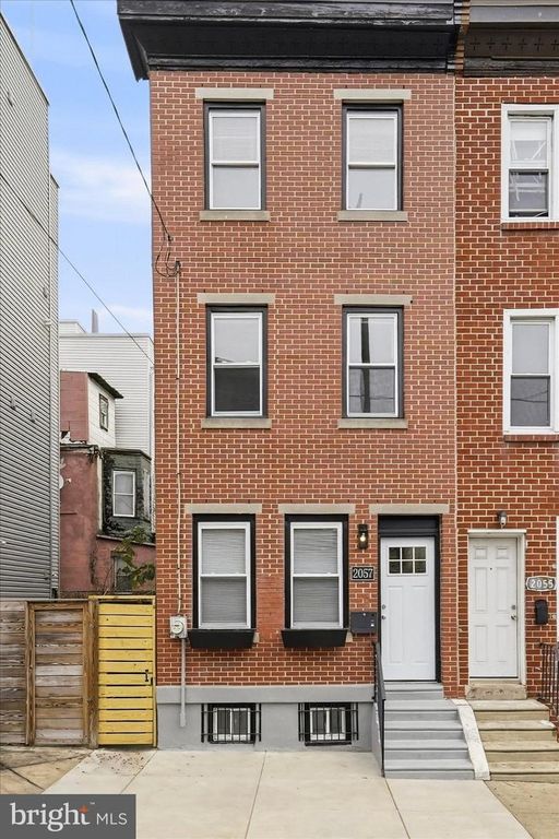2057 N 9TH ST, Philadelphia, PA 19122 — photo 3