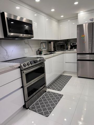 3800 S Ocean Drive 311, Hollywood, FL 33019