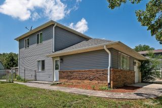 227 Radcliff Drive, Bolingbrook, IL 60440