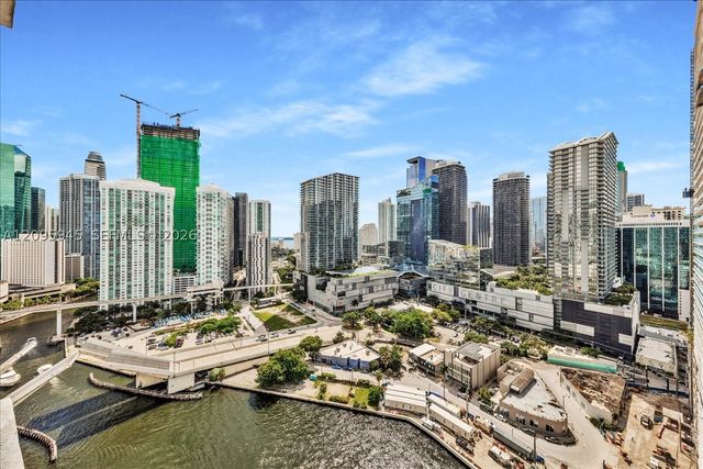 92 SW 3rd St 2802, Miami, FL 33130