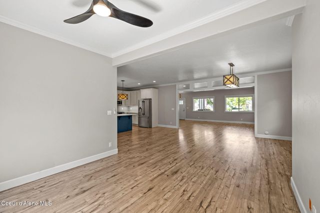 818 E Lakeside Ave, Coeur D'alene, ID 83814