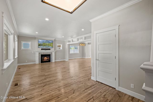 818 E Lakeside Ave, Coeur D'alene, ID 83814