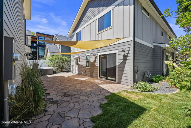 818 E Lakeside Ave, Coeur D'alene, ID 83814