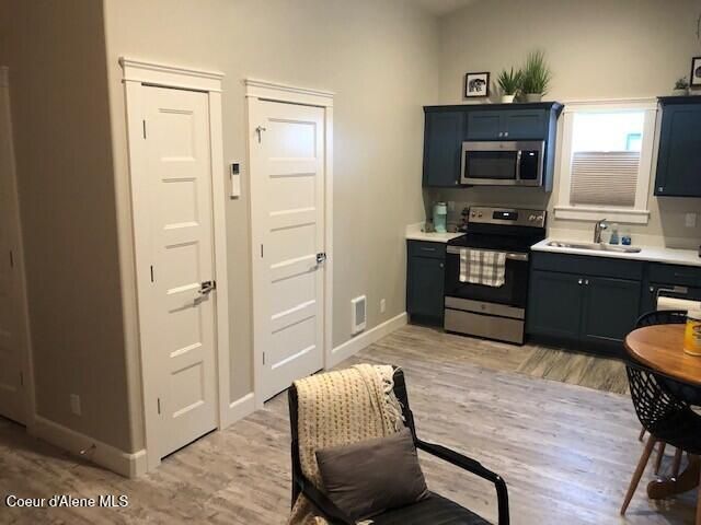 818 E Lakeside Ave, Coeur D'alene, ID 83814
