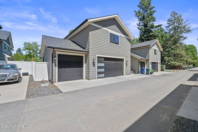 818 E Lakeside Ave, Coeur D'alene, ID 83814