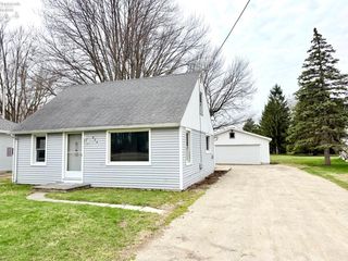 824 Everett Road, Fremont, OH 43420