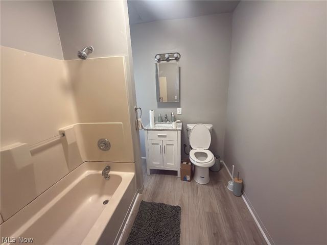3579 E 72nd Street, Cleveland, OH 44105