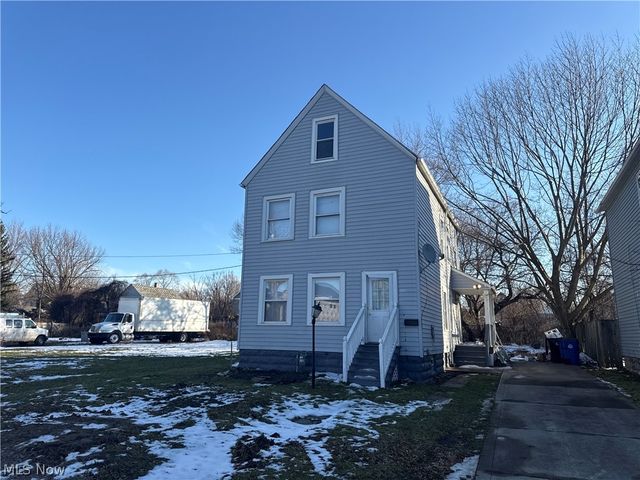 3579 E 72nd Street, Cleveland, OH 44105