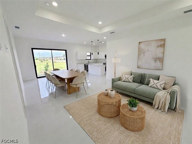 3046 NW 41st PL, Cape Coral, FL 33993