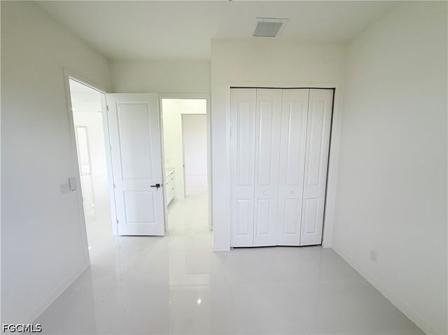 3046 NW 41st PL, Cape Coral, FL 33993