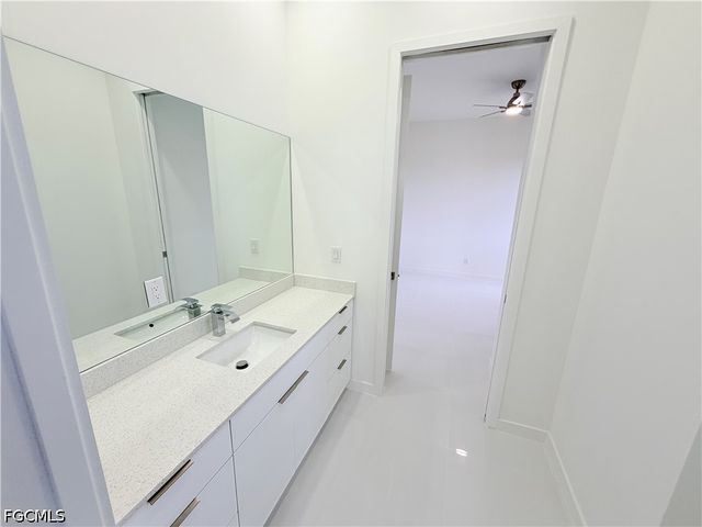3046 NW 41st PL, Cape Coral, FL 33993