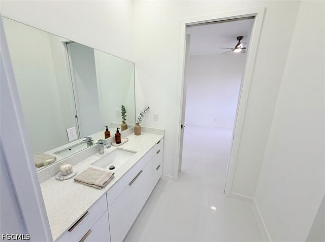 3046 NW 41st PL, Cape Coral, FL 33993