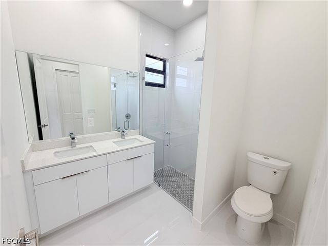 3046 NW 41st PL, Cape Coral, FL 33993