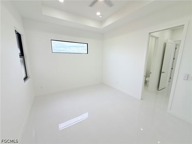 3046 NW 41st PL, Cape Coral, FL 33993