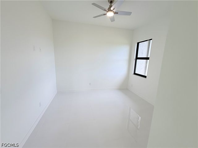 3046 NW 41st PL, Cape Coral, FL 33993