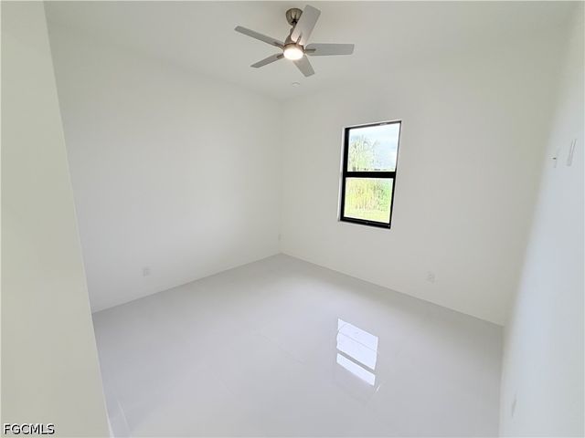 3046 NW 41st PL, Cape Coral, FL 33993
